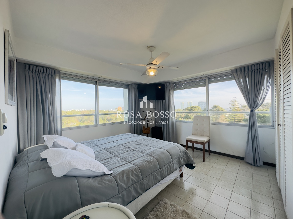 Apartamento ID.9791 - Venta de Apartamento de 2 dormitorios Roosevelt Punta del Este