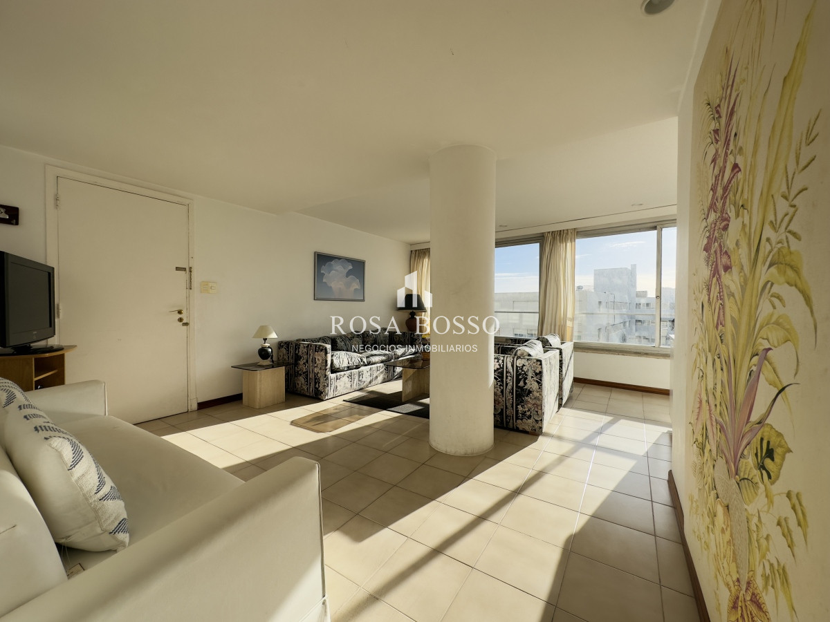 Apartamento ID.9820 - Apartamento Venta 2 dormitorios Península Punta del Este