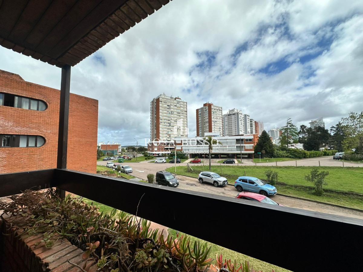 Apartamento ID.9784 - Apartamento Venta 2 dormitorios Mansa Punta del Este
