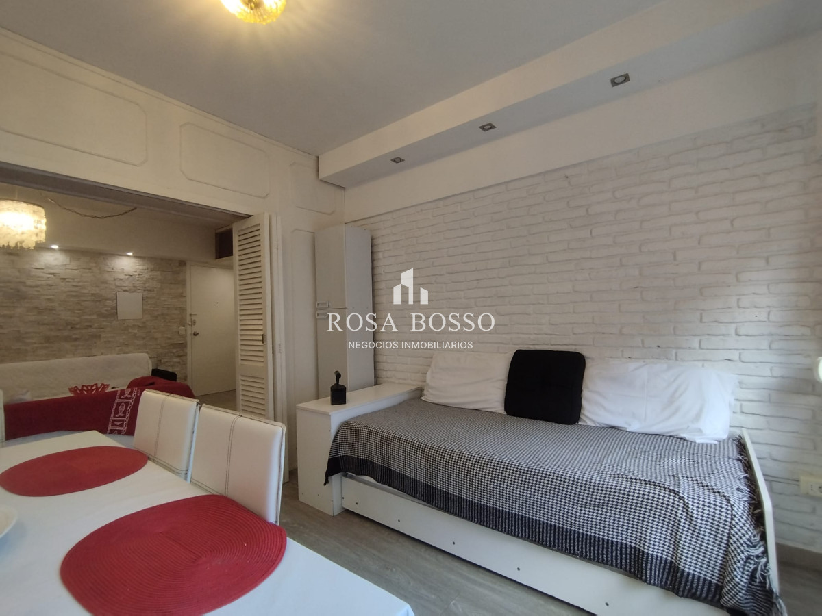 Apartamento ID.9555 - Apartamento en venta 1 dormitorio y medio en Punta del Este Península El Emir Punta del Este