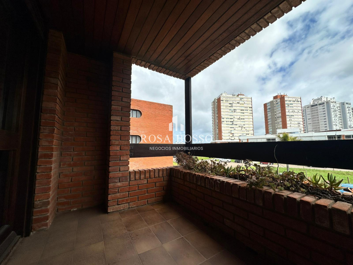 Apartamento ID.9784 - Apartamento Venta 2 dormitorios Mansa Punta del Este
