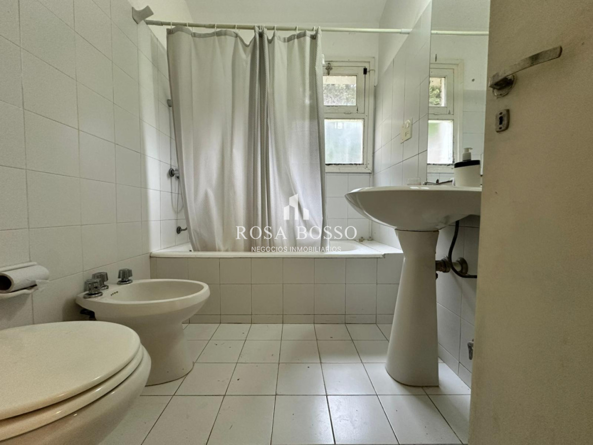 Apartamento ID.9871 - Casa de 3 dormitorios en venta en Cantegril