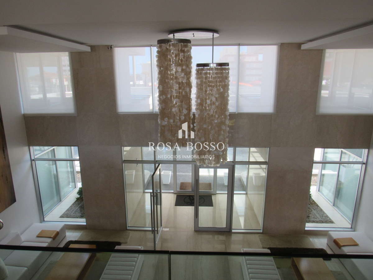 Apartamento ID.9957 - Apartamento en venta de dos dormitorios, Punta del Este.