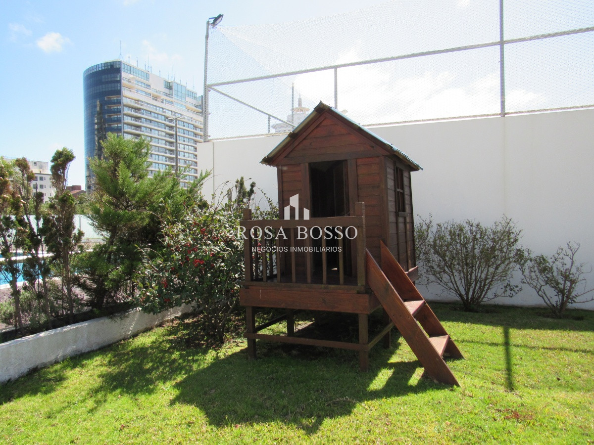 Apartamento ID.9957 - Apartamento en venta de dos dormitorios, Punta del Este.