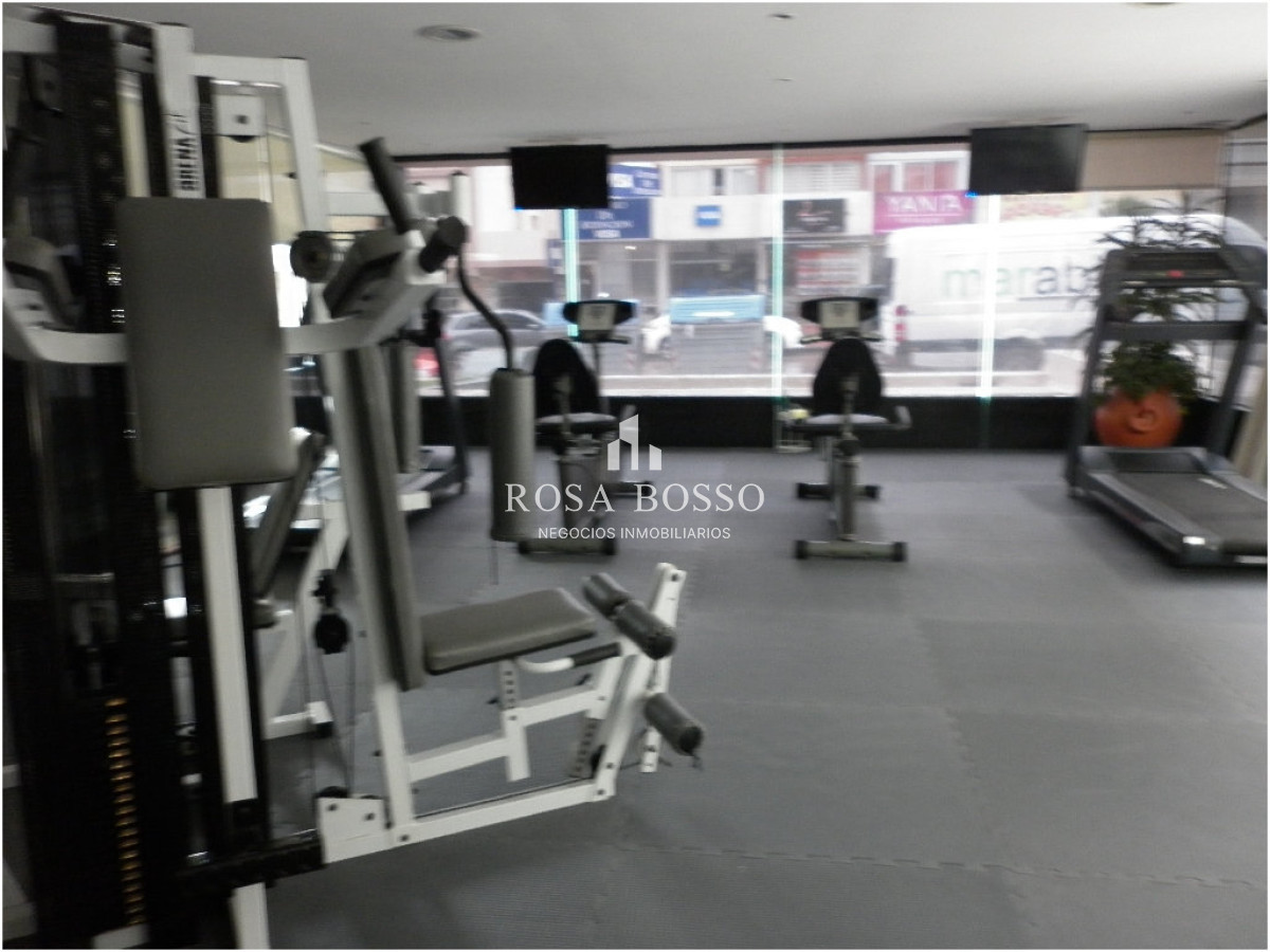Apartamento ID.7389 - Venta y alquiler de apartamento de 3 dormitorios en Punta del Este