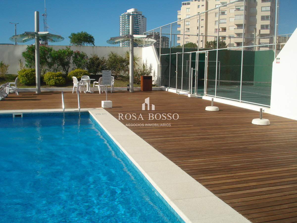 Apartamento ID.9957 - Apartamento en venta de dos dormitorios, Punta del Este.