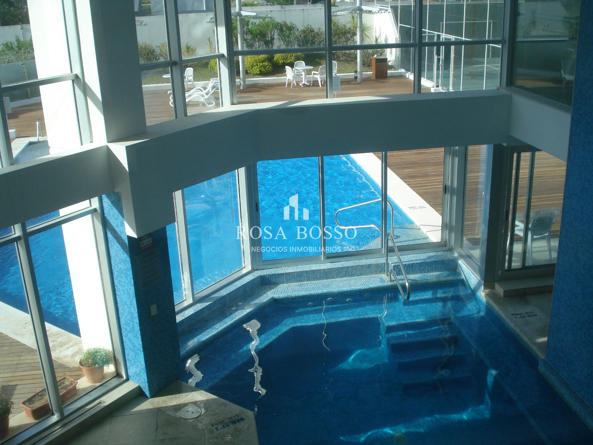 Apartamento ID.9957 - Apartamento en venta de dos dormitorios, Punta del Este.