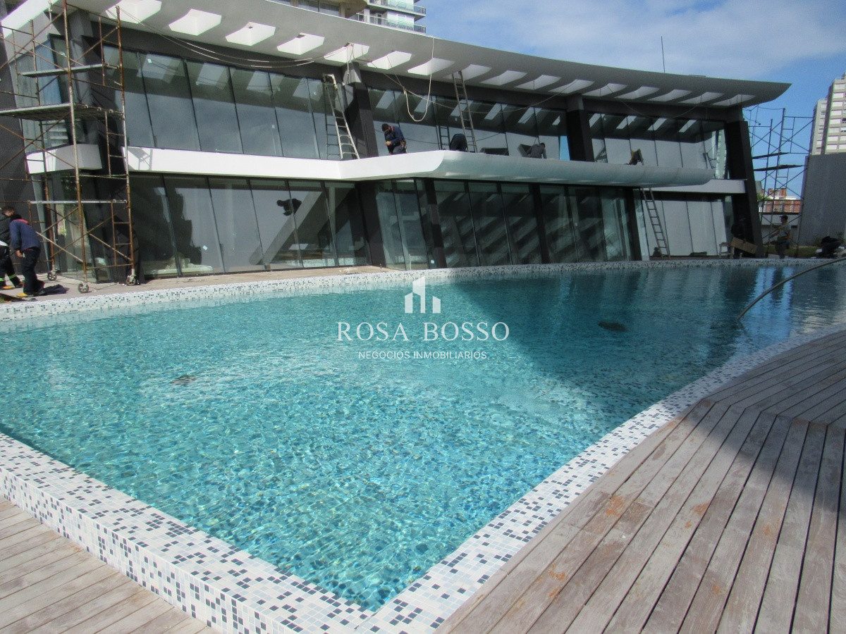 Apartamento ID.8420 - Apartamento en VENTA, 3 dormitorios, 3 suites, moderno, punta del este.