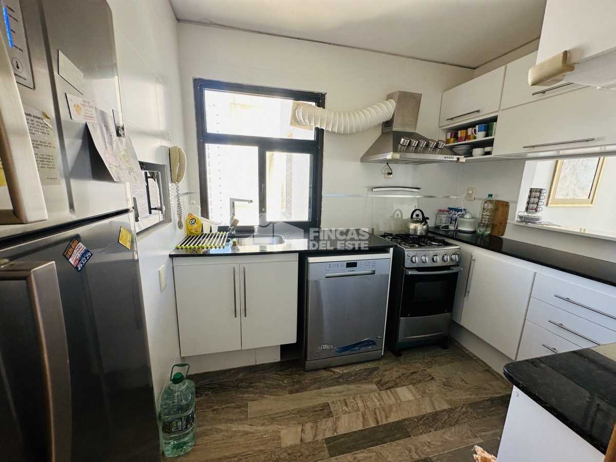 Apartamento ID.2555/Apartamento-frente-al-Mar-en-Playa-Brava-de-3-dormitorios- - Apartamento frente al Mar en Playa Brava de 3 dormitorios 