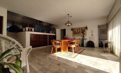 Venta de casa en playa mansa Punta del Esate de 4 dormitorios