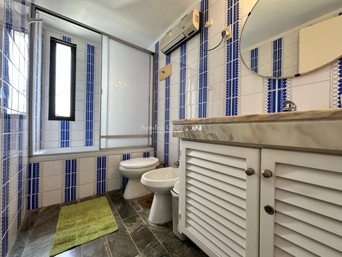 Apartamento ID.2962 - Apartamento de 3 dormitorios en venta en Punta del Este