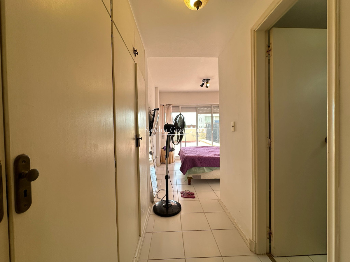Apartamento ID.2960 - Apartamento en venta  y alquiler de 3 dormitorios en Punta del Este