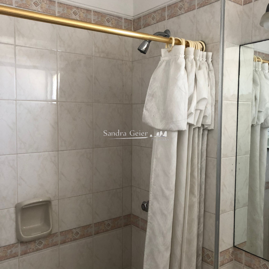 Apartamento ID.2083 - Venta de apartamento de 3 dormitorios en Punta del Este