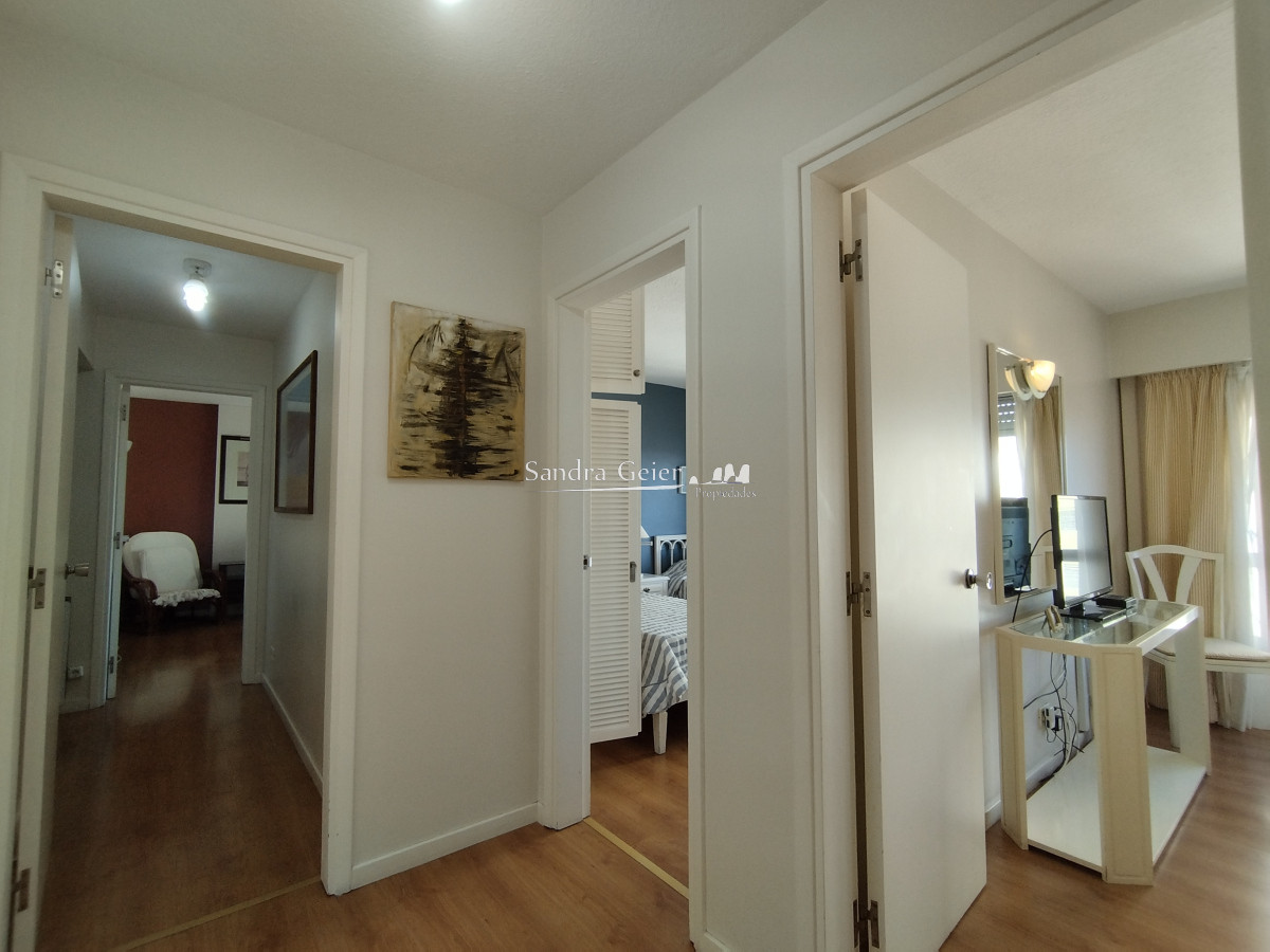 Apartamento ID.3123 - apartamento en venta  sobre playa mansa