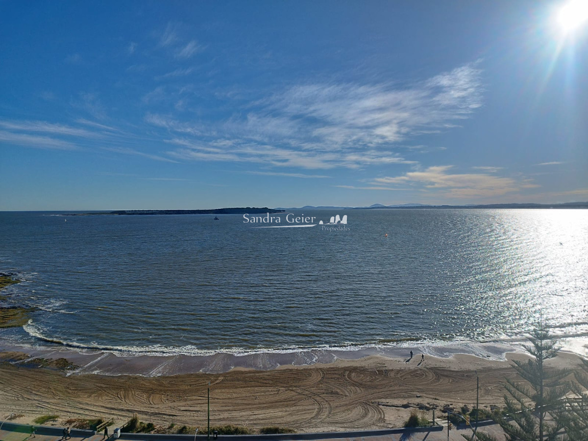 Apartamento ID.3123 - apartamento en venta  sobre playa mansa