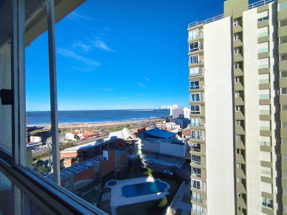 Apartamento ID.3123 - apartamento en venta  sobre playa mansa