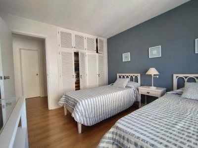 Apartamento ID.3123 - apartamento en venta  sobre playa mansa