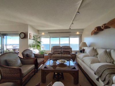 Apartamento ID.3123 - apartamento en venta  sobre playa mansa