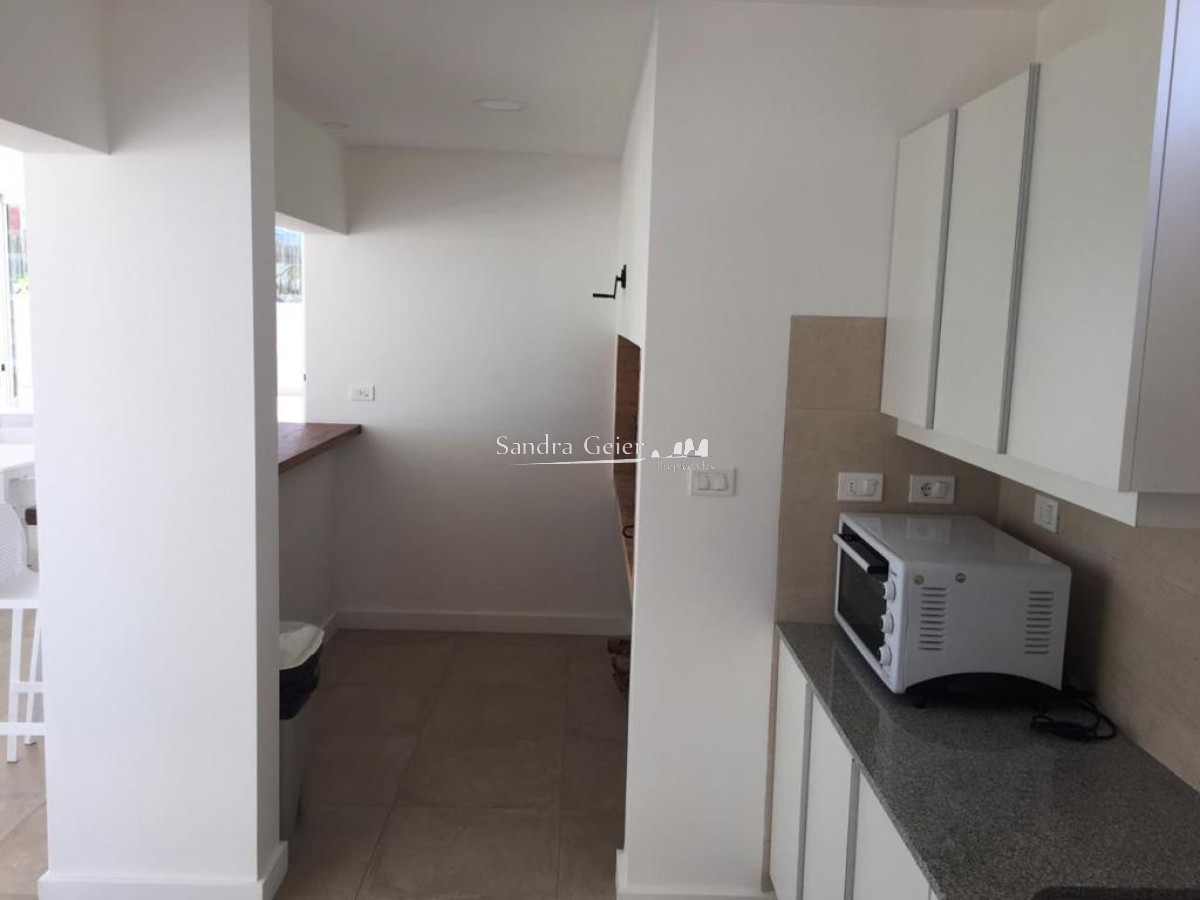 Apartamento ID.3123 - apartamento en venta  sobre playa mansa