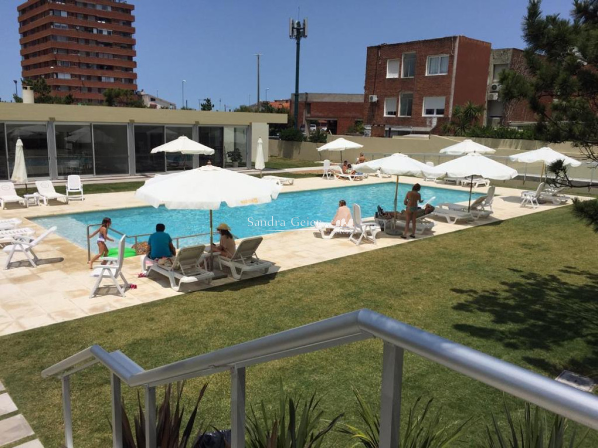 Apartamento ID.3123 - apartamento en venta  sobre playa mansa