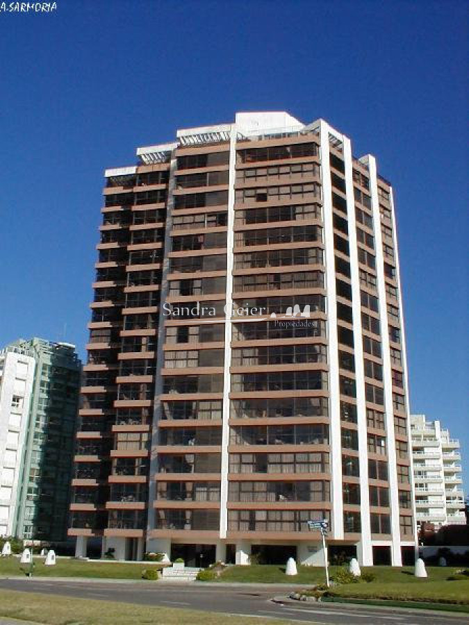 Apartamento ID.2150 - Apartamento en Punta del Este, Brava
