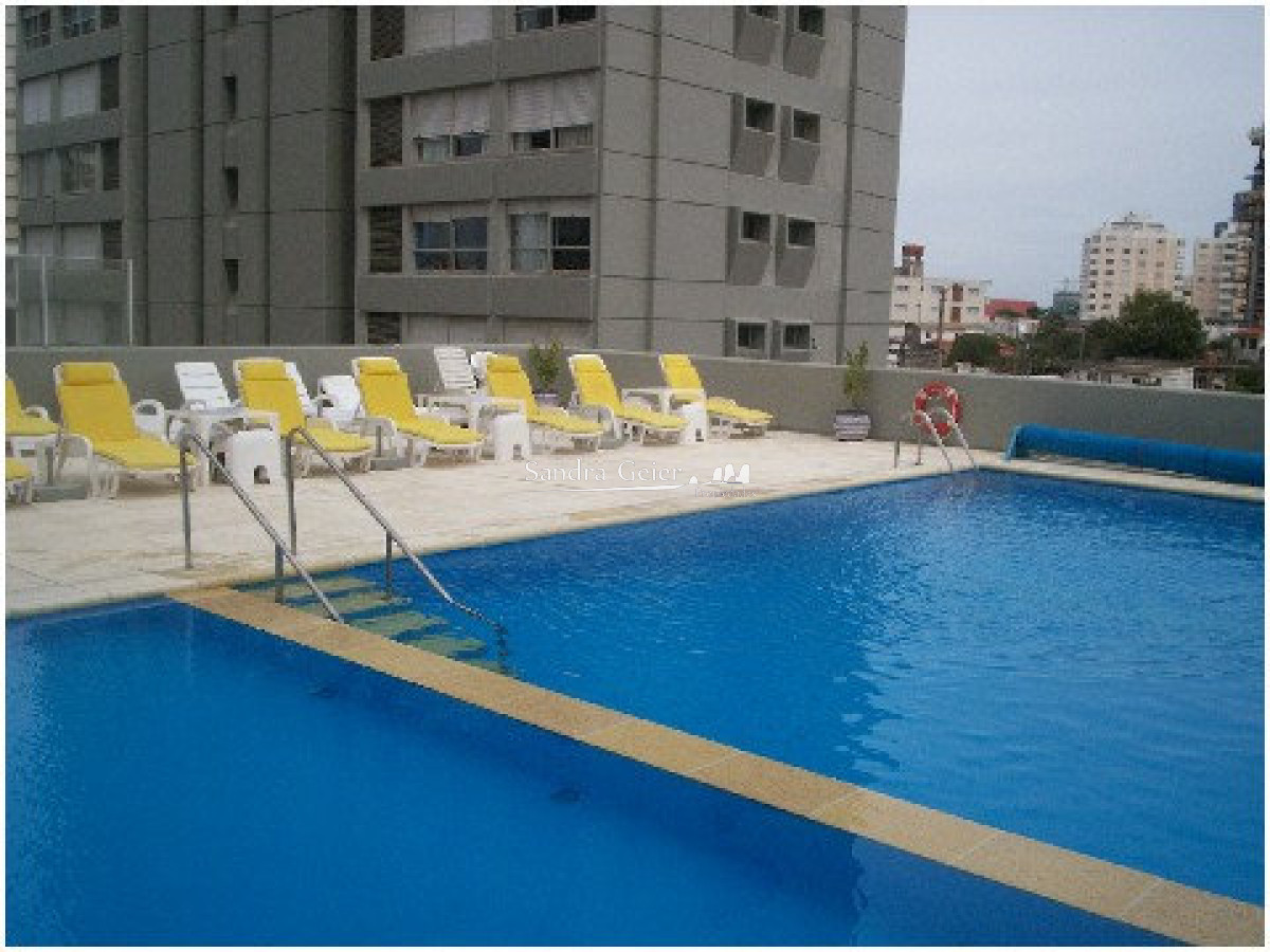 Apartamento ID.3310 - Apartamento de 3 dormitorios en venta en Punta del Este