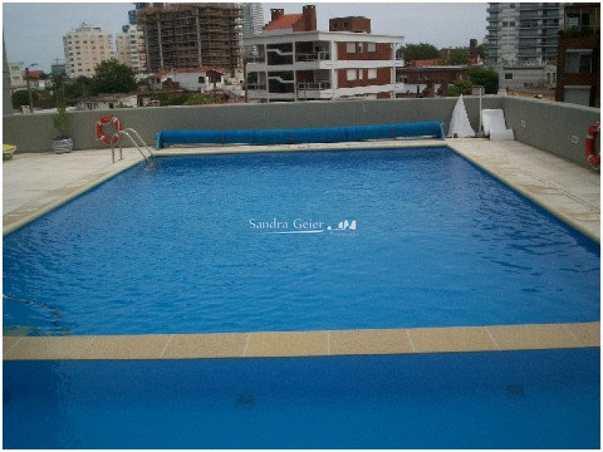 Apartamento ID.3310 - Apartamento de 3 dormitorios en venta en Punta del Este