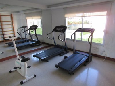 Apartamento ID.3550 - Apartamento de 3 dormitorios en venta sobre playa mansa