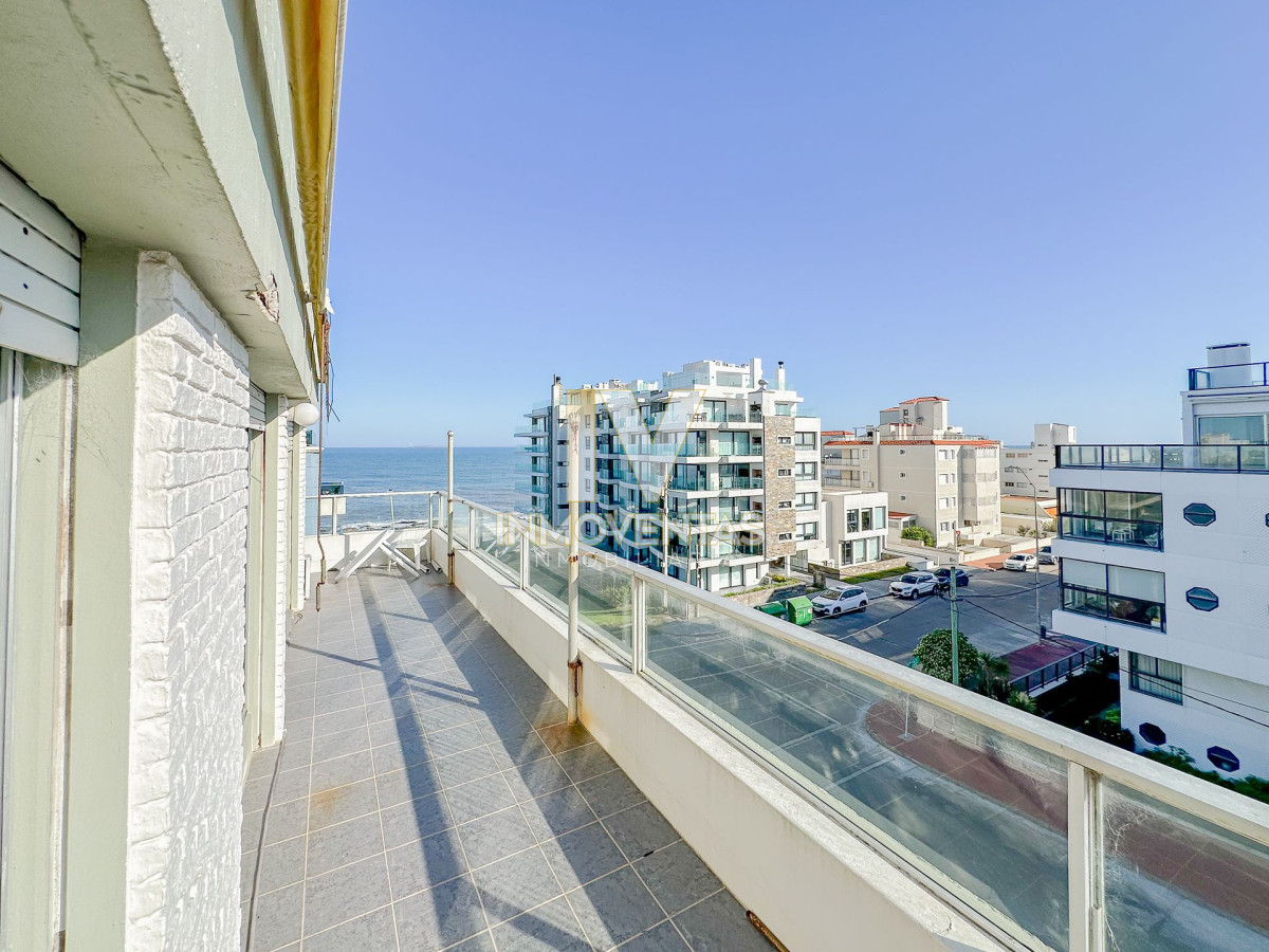 Apartamento ID.4641 - Penthouse en venta en Peninsula, 3 dormitorios, 3 baños, garaje