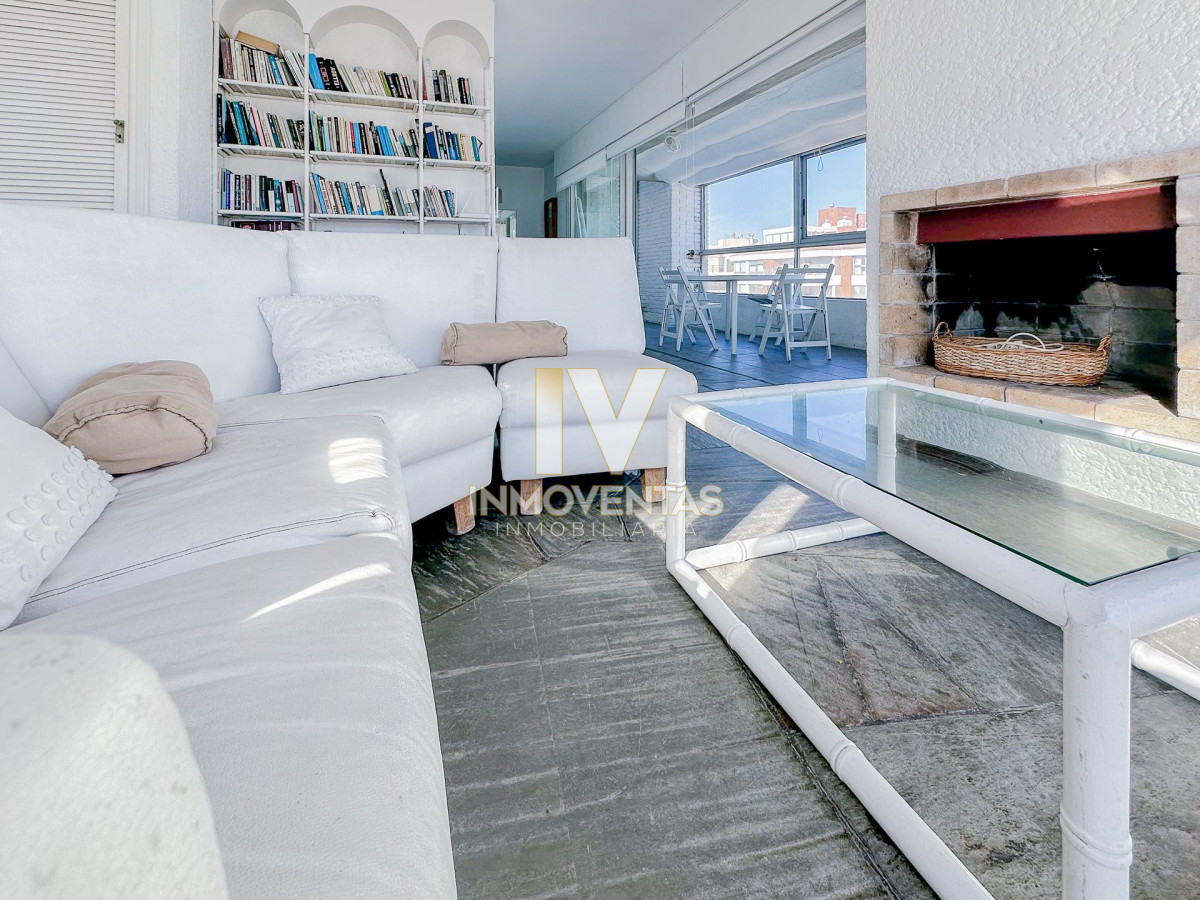 Apartamento ID.4641 - Penthouse en venta en Peninsula, 3 dormitorios, 3 baños, garaje