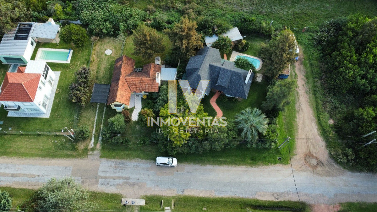 Casa ID.4270 - Alquiler y venta de casa de 2 dormitorios en Punta del Este