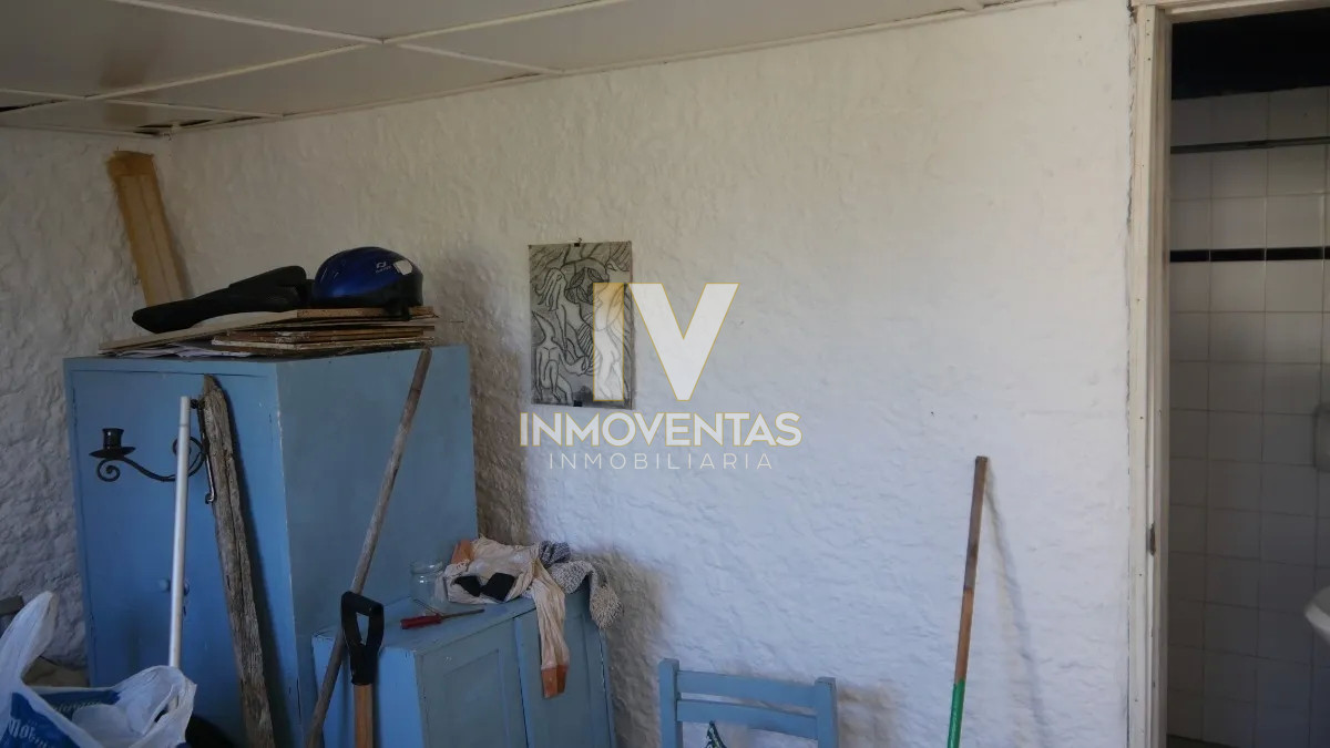 Casa ID.4179 - Casa en venta de dos dormitorio y dependencia en Punta del Este