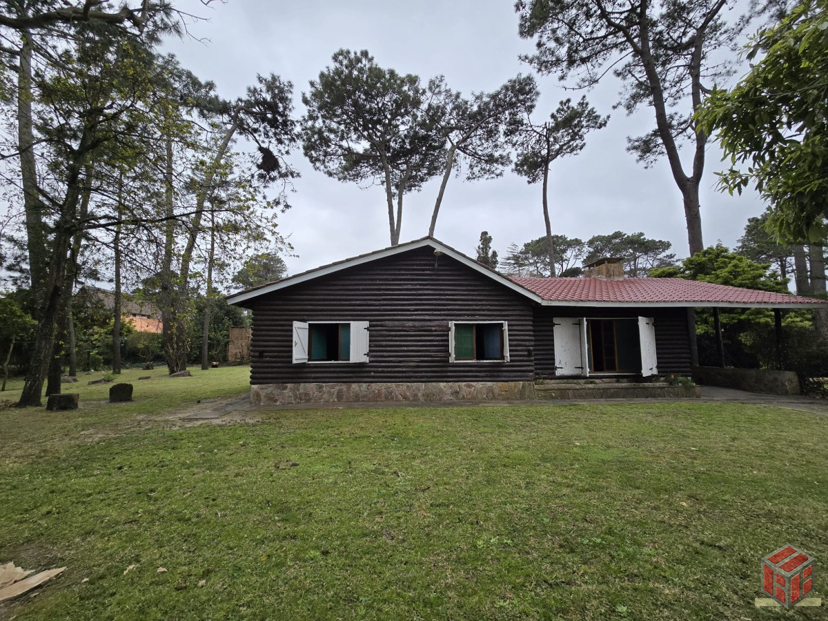 Casa ID.8231 - Corazon de San Rafael, excelente ubicacion