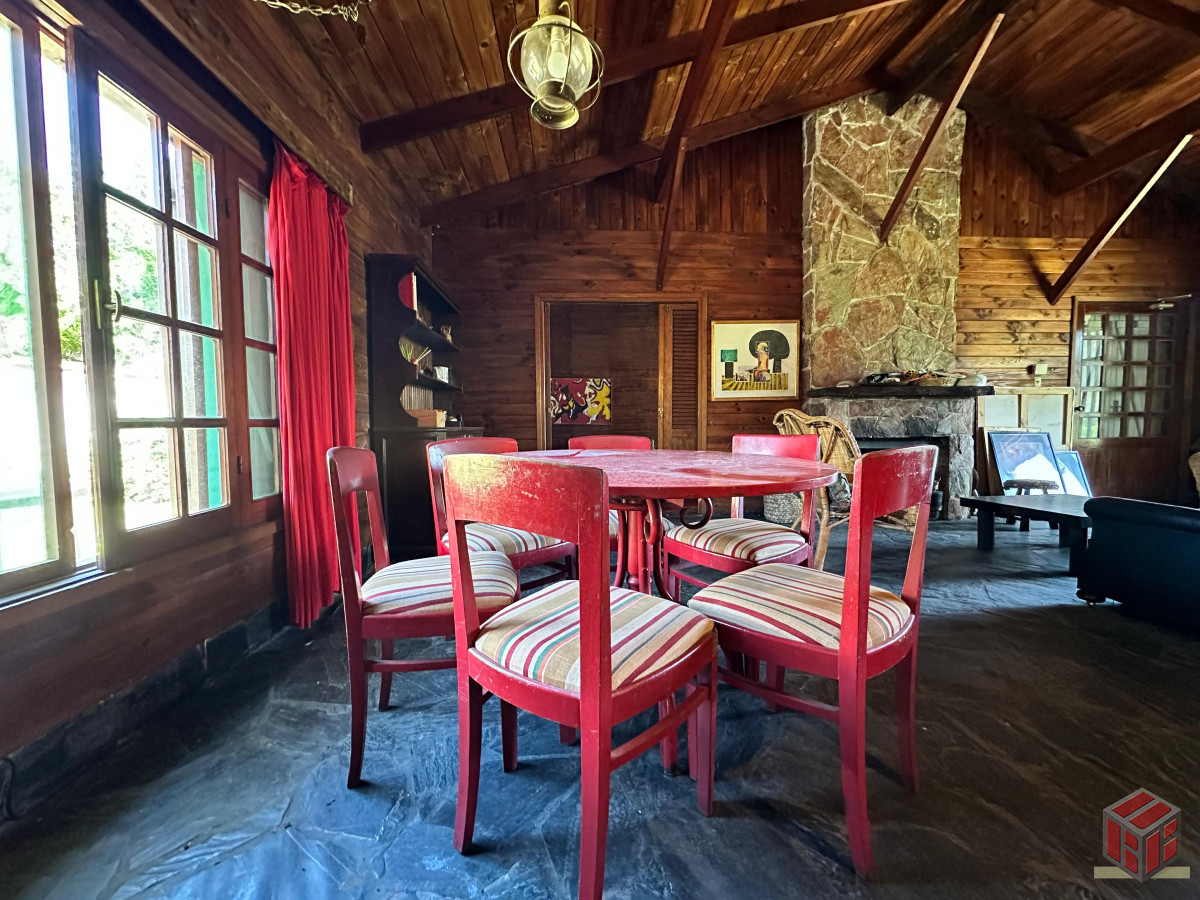 Casa ID.8231 - Corazon de San Rafael, excelente ubicacion