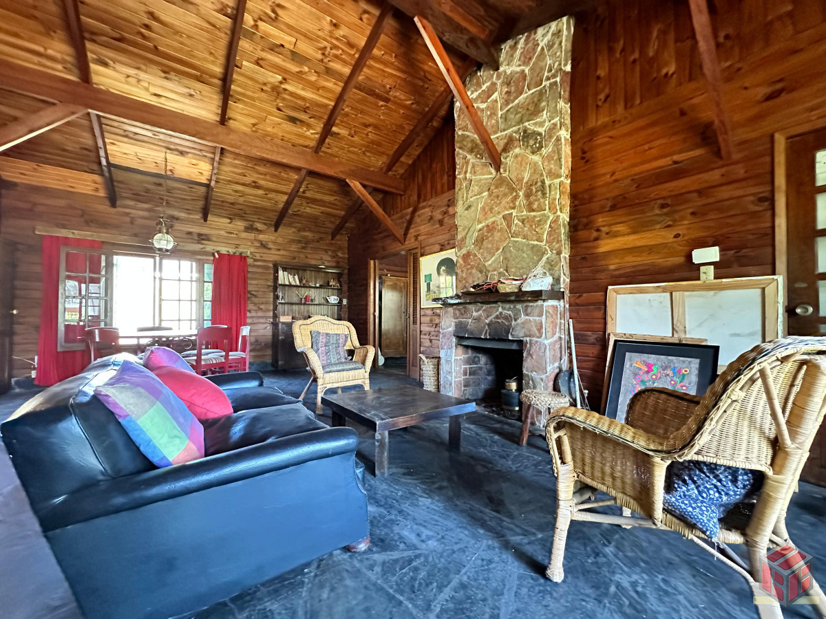 Casa ID.8231 - Corazon de San Rafael, excelente ubicacion