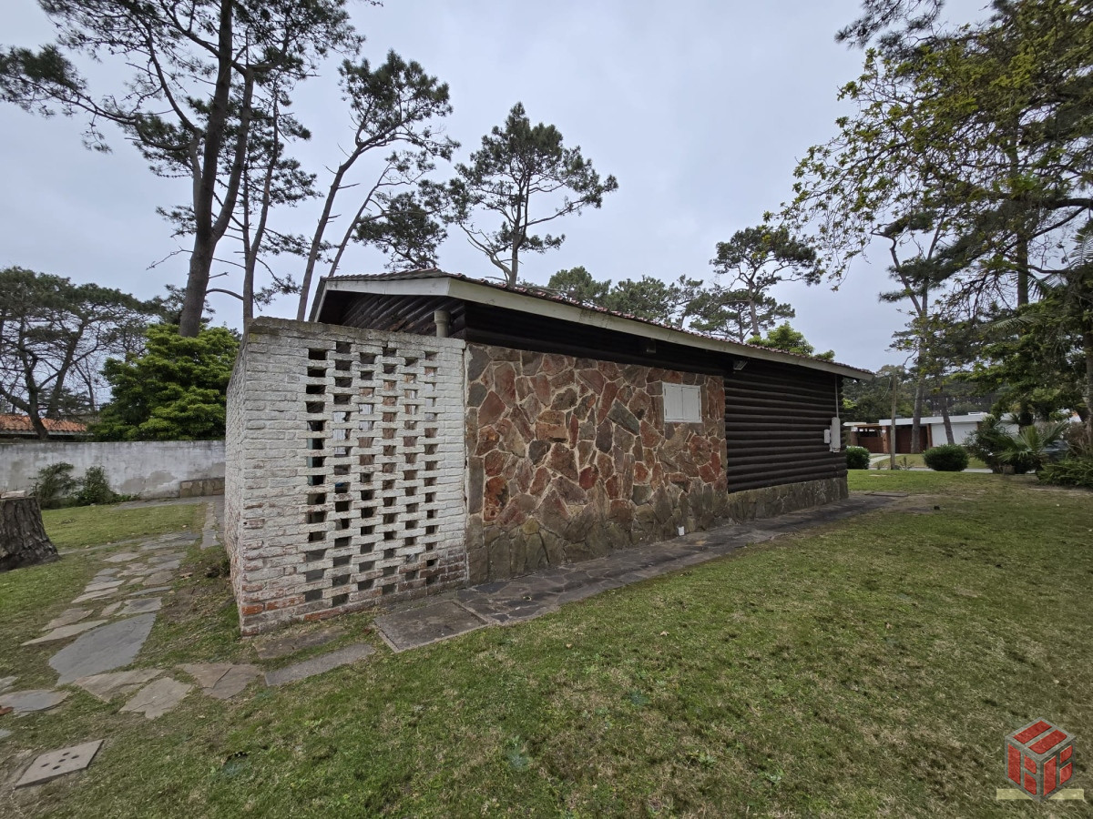 Casa ID.8231 - Corazon de San Rafael, excelente ubicacion