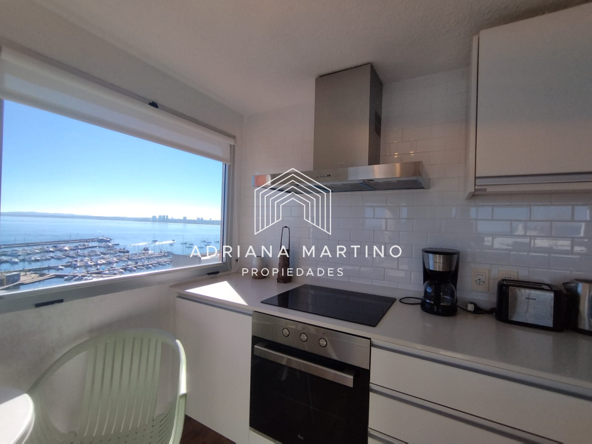 Apartamento ID.70218 - Venta de apartamento de 3 dormitorios en Punta del Este