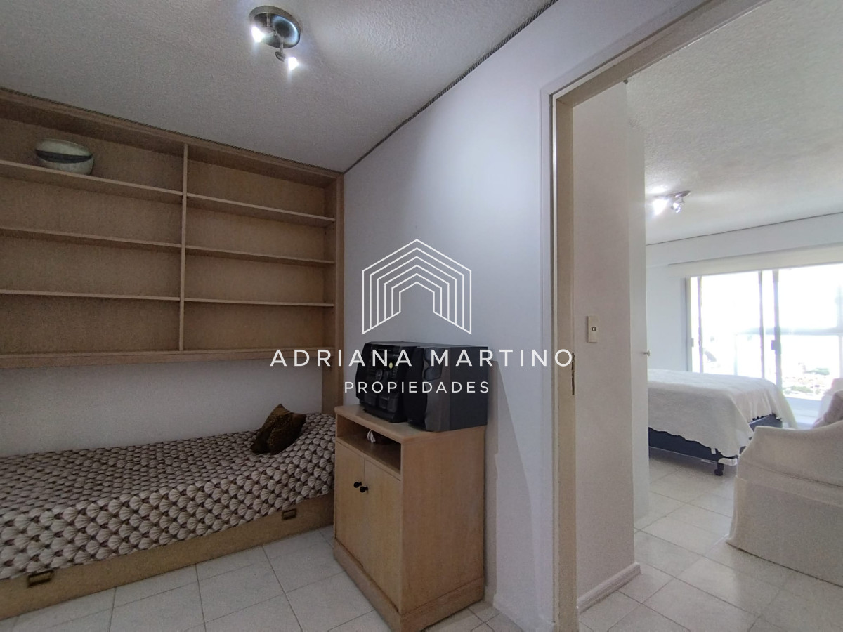 Apartamento ID.71009 - Apartamento de un dormitorio y medio en alquiler y venta en Punta del Este