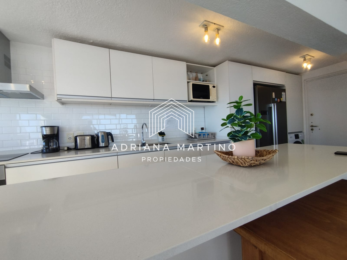 Apartamento ID.70218 - Venta de apartamento de 3 dormitorios en Punta del Este