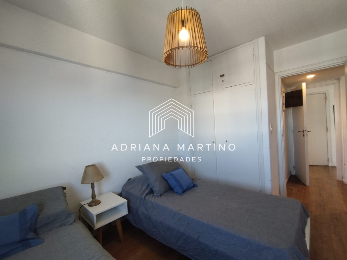 Apartamento ID.70218 - Venta de apartamento de 3 dormitorios en Punta del Este