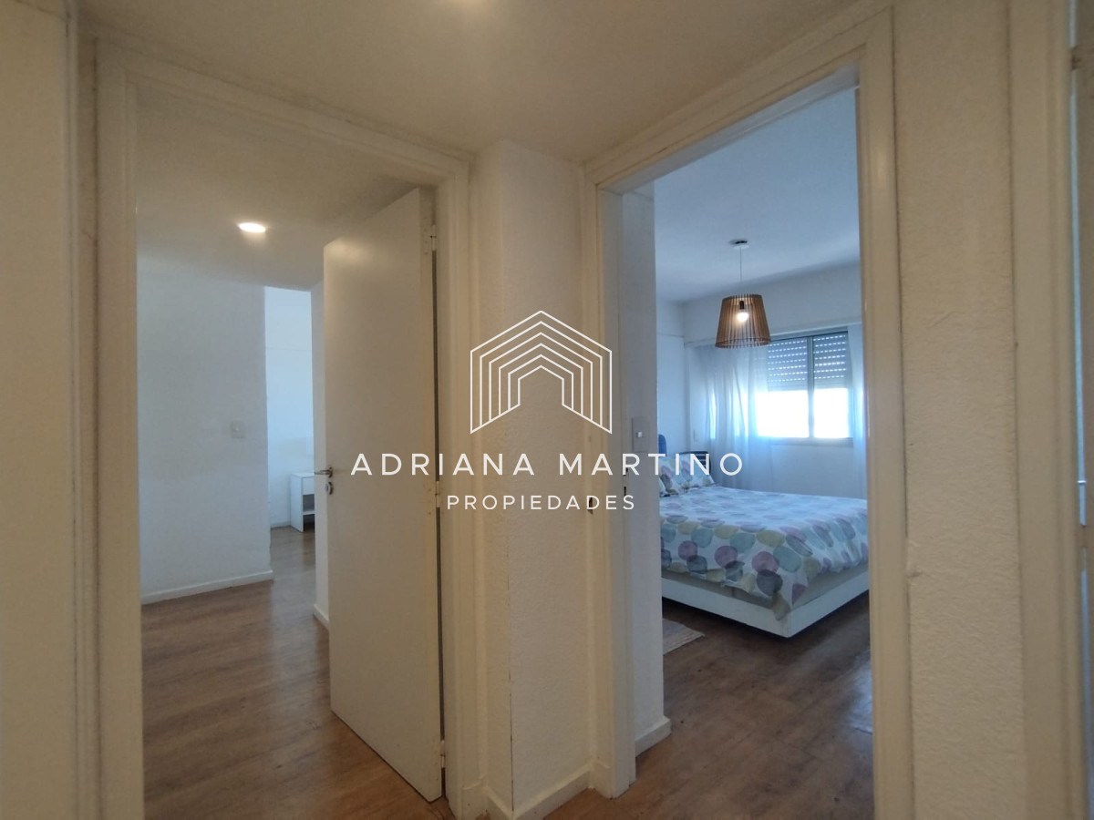 Apartamento ID.70218 - Venta de apartamento de 3 dormitorios en Punta del Este