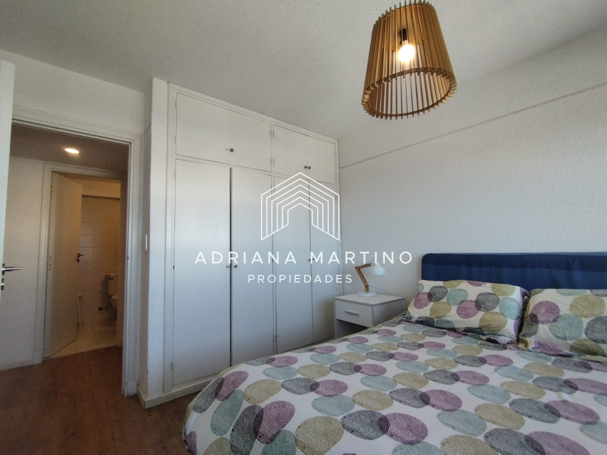 Apartamento ID.70218 - Venta de apartamento de 3 dormitorios en Punta del Este