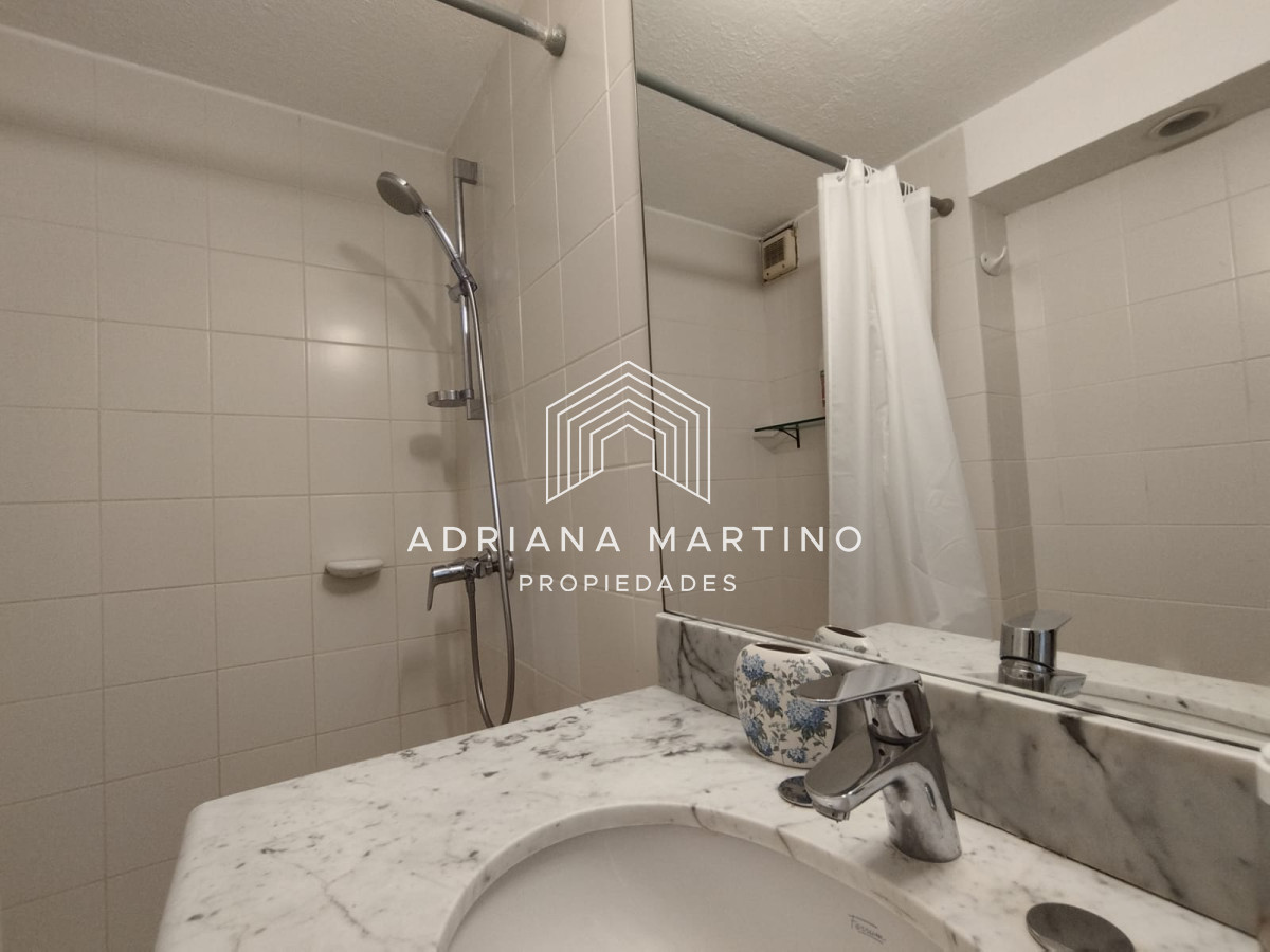 Apartamento ID.70218 - Venta de apartamento de 3 dormitorios en Punta del Este