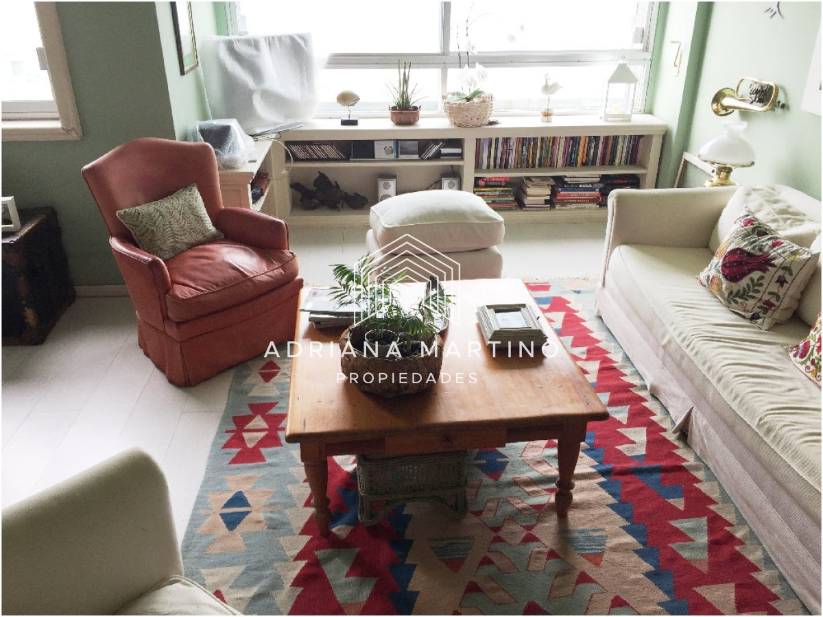 Apartamento ID.70234 - Apartamento en venta de 3 dormitorios y dependencia en Punta del Este