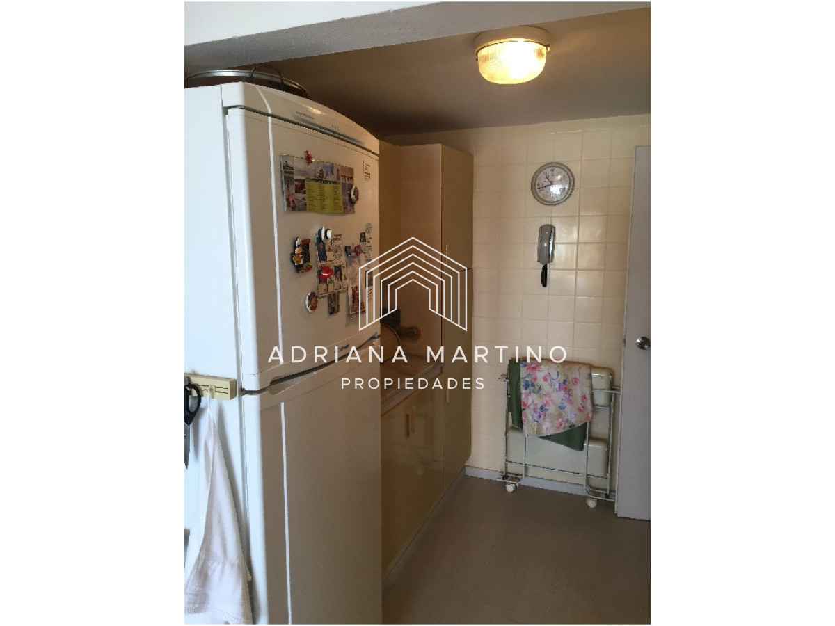 Apartamento ID.70234 - Apartamento en venta de 3 dormitorios y dependencia en Punta del Este