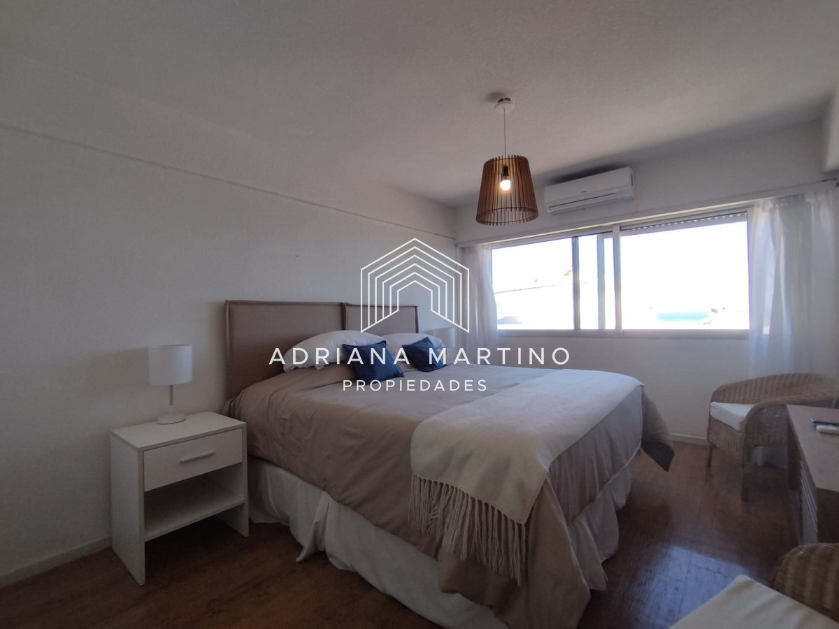 Apartamento ID.70218 - Venta de apartamento de 3 dormitorios en Punta del Este