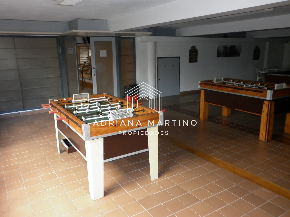 Apartamento ID.70234 - Apartamento en venta de 3 dormitorios y dependencia en Punta del Este