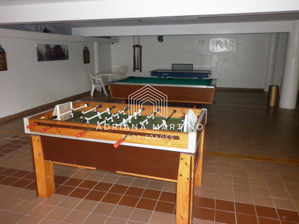 Apartamento ID.70234 - Apartamento en venta de 3 dormitorios y dependencia en Punta del Este