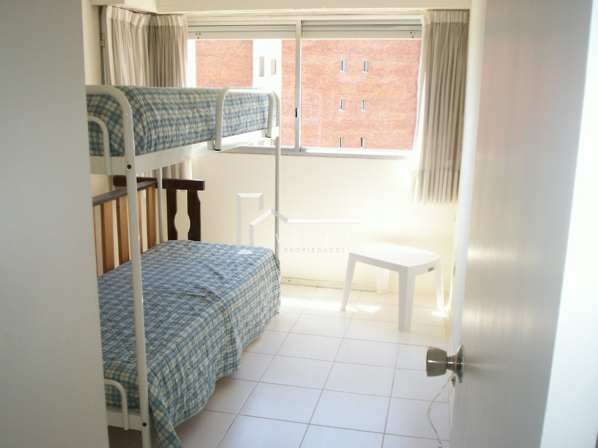 Apartamento ID.1568 - Apartamento de 3 dormitorios en venta en Punta del Este