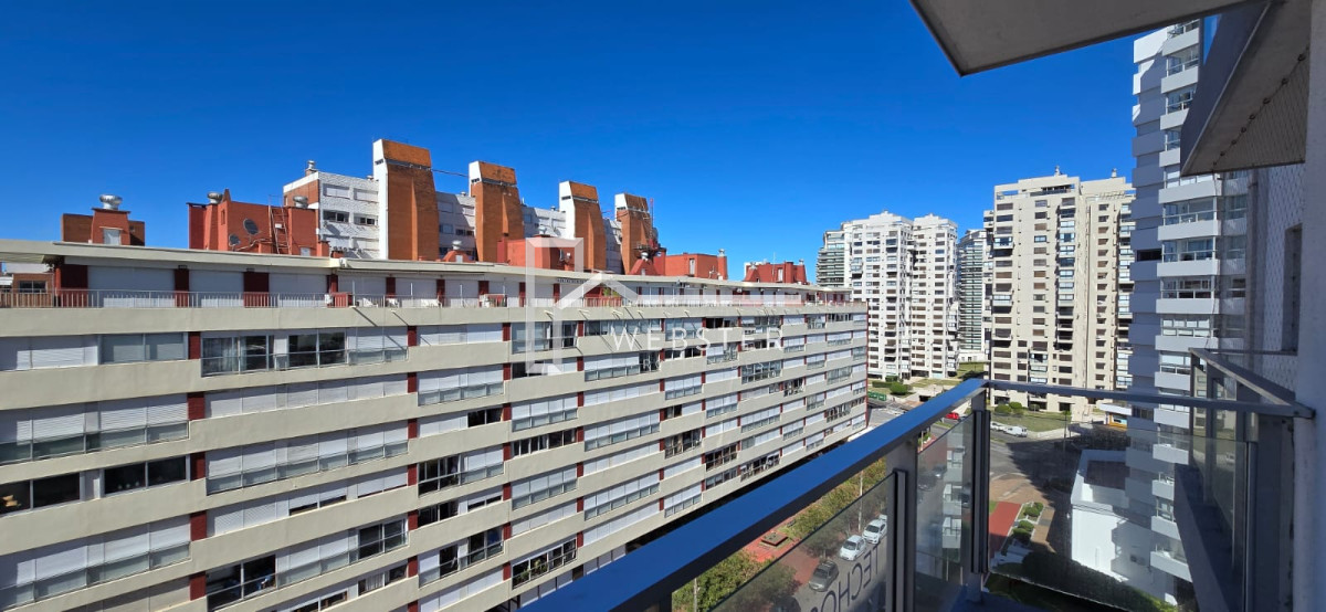Apartamento ID.2397 - Monoambiente en venta en Punta del Este 